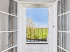 Photo 6- click for photo gallery